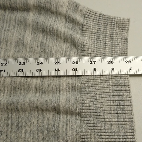 OLD NAVY FINE GAUGE100% COTTON KNIT BUTTON UP CREWNECK LIGHTWEIGHT SWEATER TALL - Picture 6 of 7